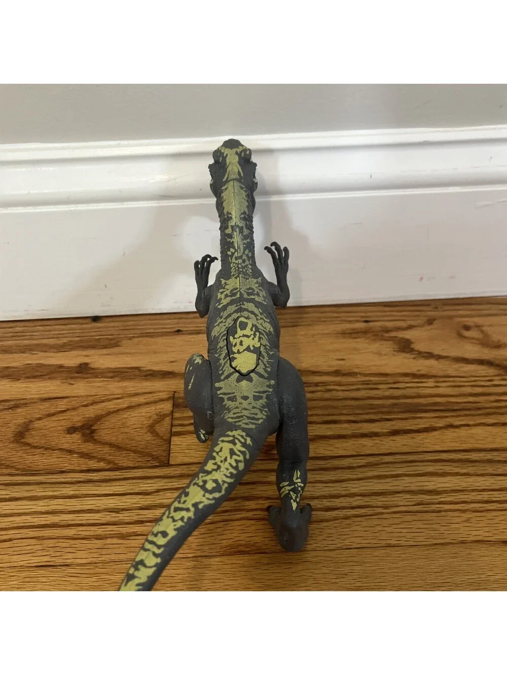 Jurassic World Roarivores Allosaurus Fallen Kingdom Dinosaur 2017 Jurassic Park